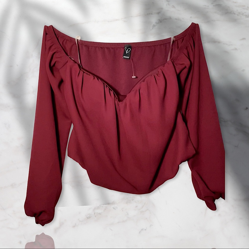 ✨SOLD✨NEW Windsor Burgundy Off Shoulder Padded Blouse